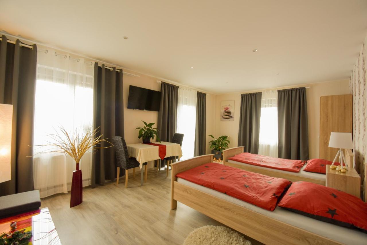 Mainzimmer - Business Apartments Hasloch  외부 사진