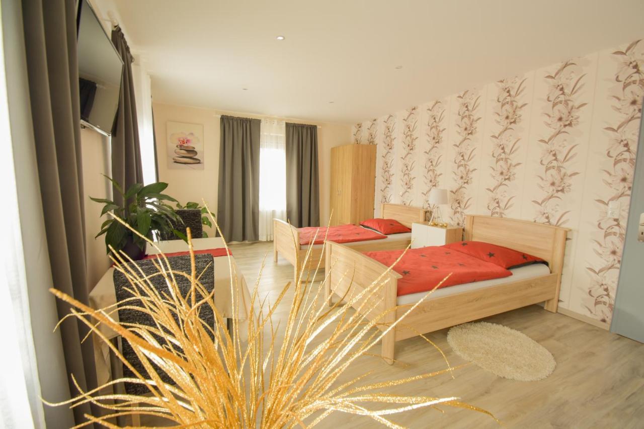 Mainzimmer - Business Apartments Hasloch  외부 사진
