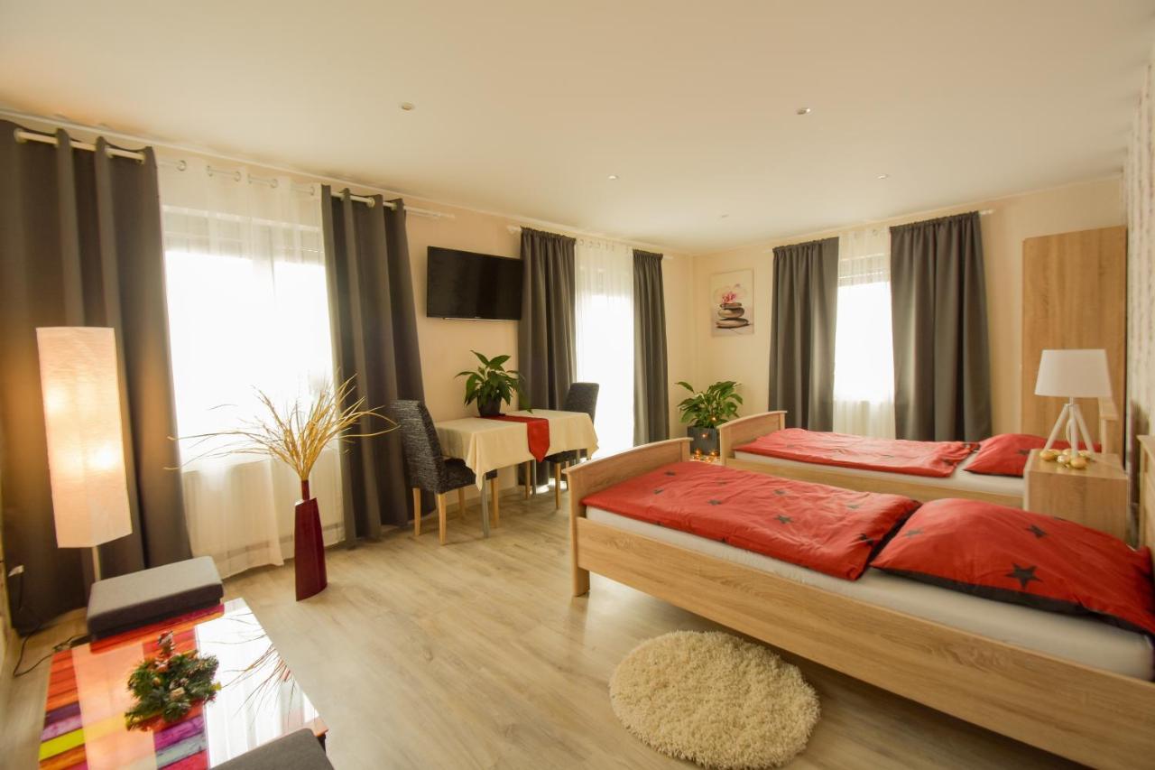 Mainzimmer - Business Apartments Hasloch  외부 사진