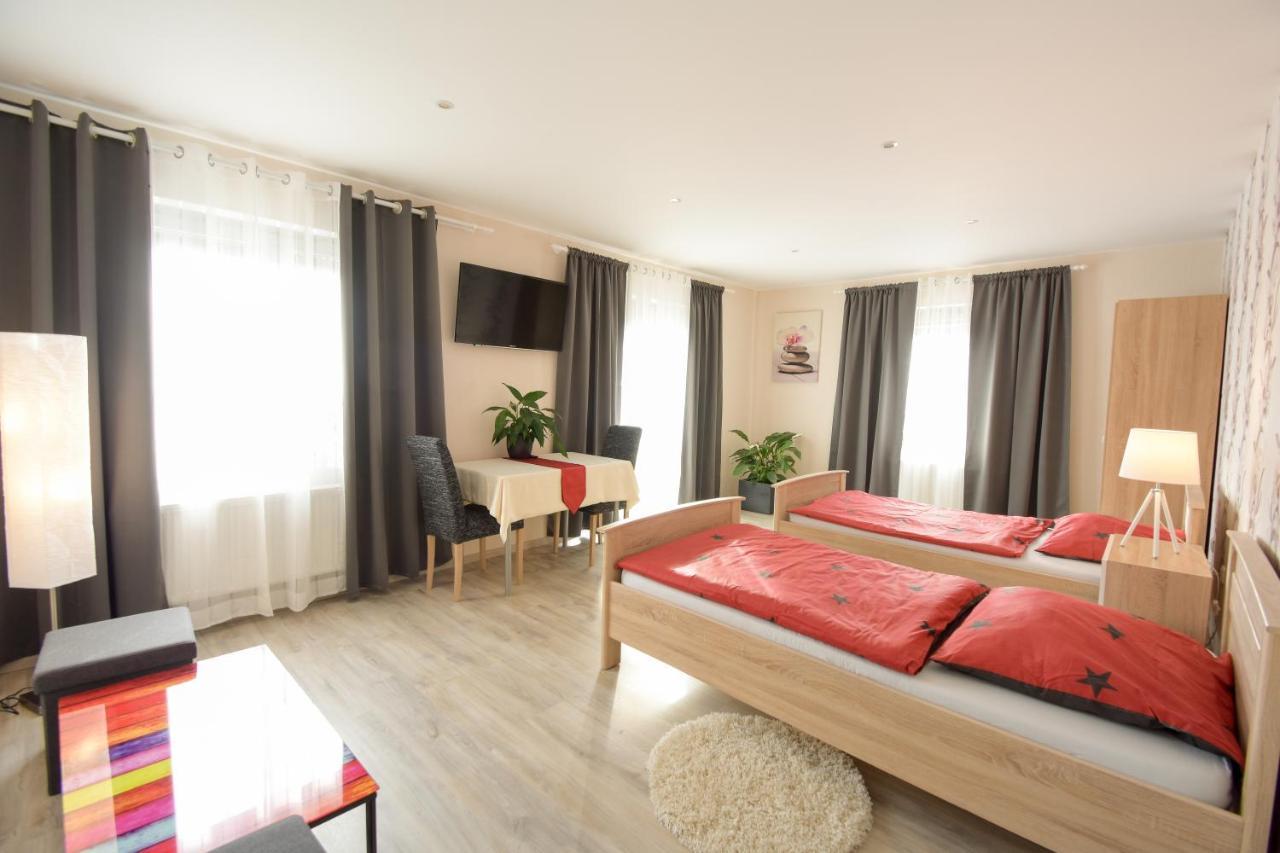 Mainzimmer - Business Apartments Hasloch  외부 사진